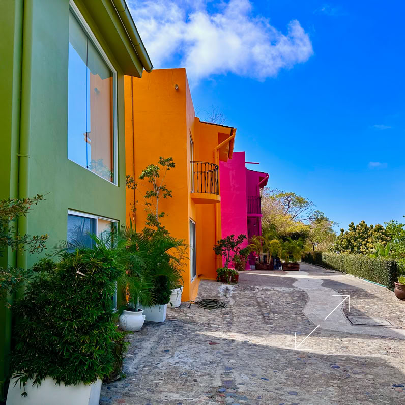 Stylish modern living room with luxury furniture and contemporary decor.